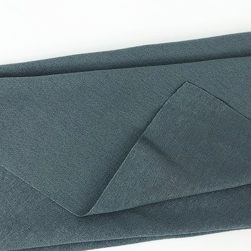What is synthetic fiber cloth made of